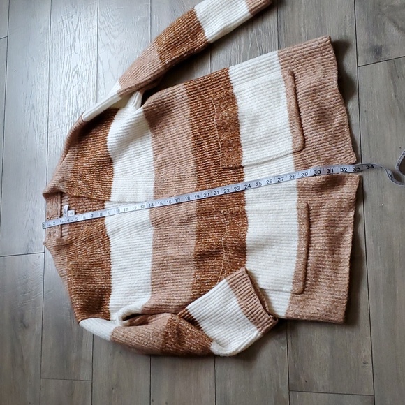 Cardigan From 9 West - Picture 4 of 9